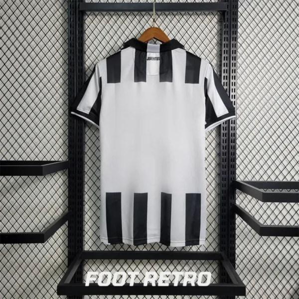 MAILLOT RETRO VINTAGE JUVENTUS HOME 2014-15 (3)