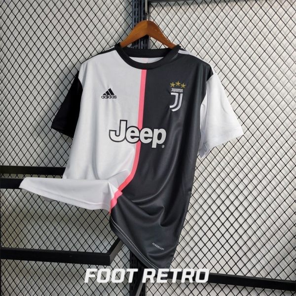 MAILLOT RETRO VINTAGE JUVENTUS HOME 2019-20 (3)