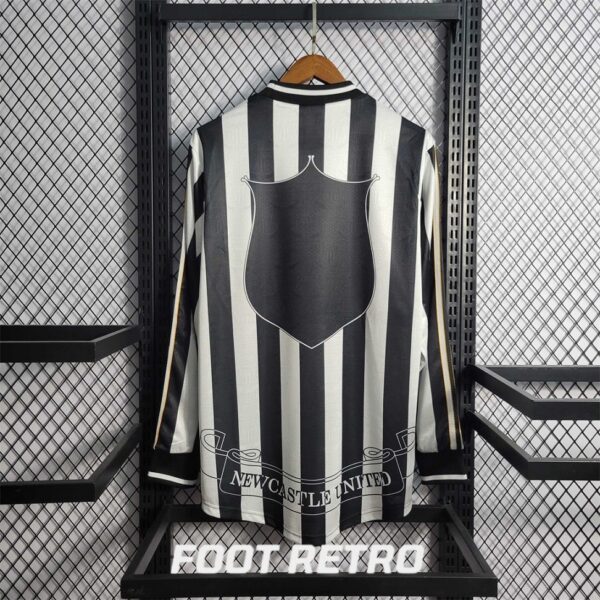 MAILLOT RETRO VINTAGE NEWCASTLE HOME 1997-99 MANCHES LONGUES (3)