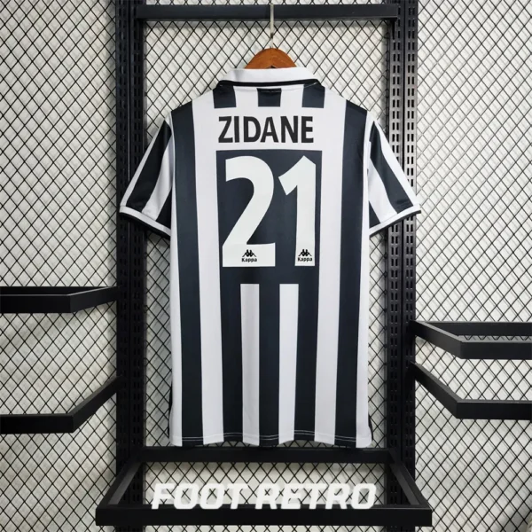 MAILLOT RETRO VINTAGE JUVENTUS HOME 1995-97 ZIDANE